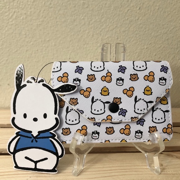 pochacco loungefly
